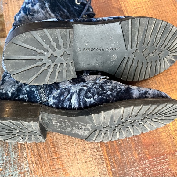 Rebecca Minkoff Gerry Crushed Velvet Combat Boots 8 - Picture 8 of 10